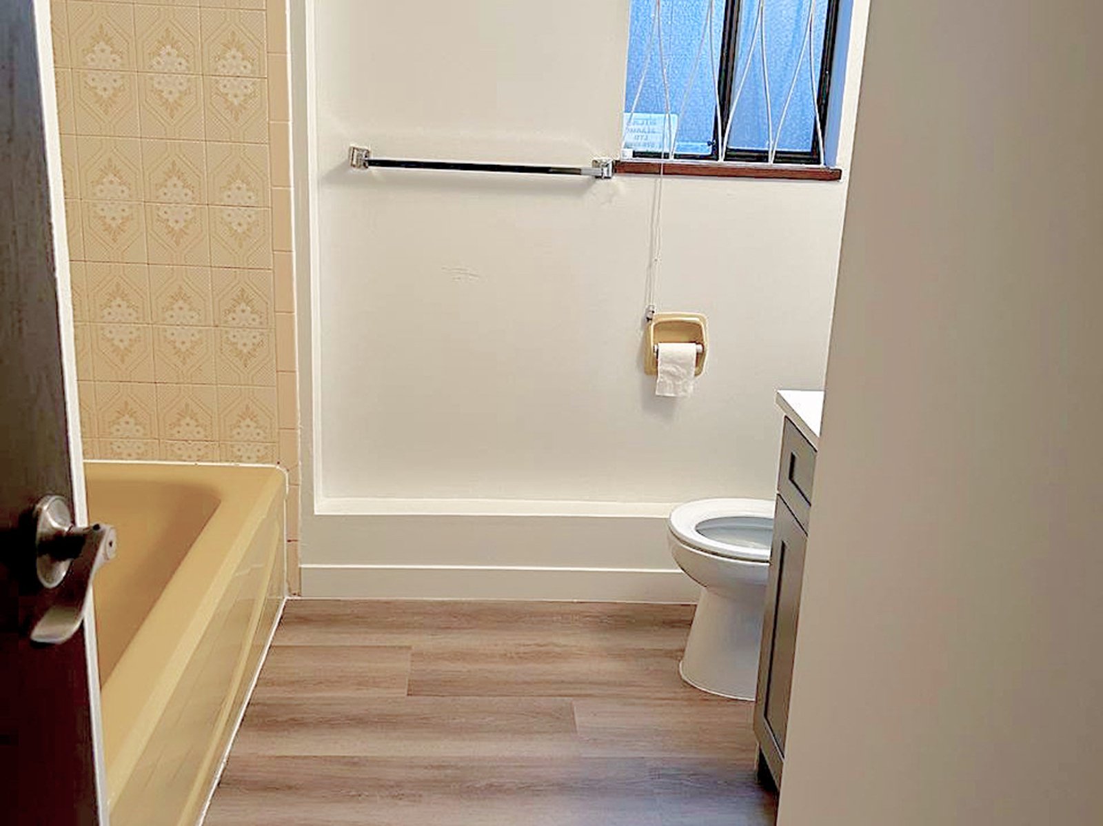 Room in House for Rent - 2933 E 8th Ave, Vancouver, BC 4